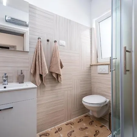 Holiday home 3 Bedroom Stunning In