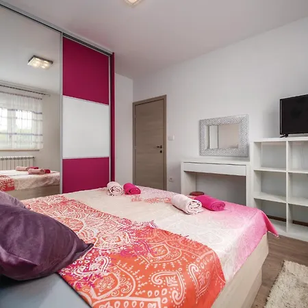 3 Bedroom Stunning In Labin (Istria)